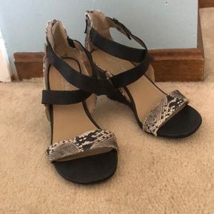 Kenneth Cole Wedge Sandals